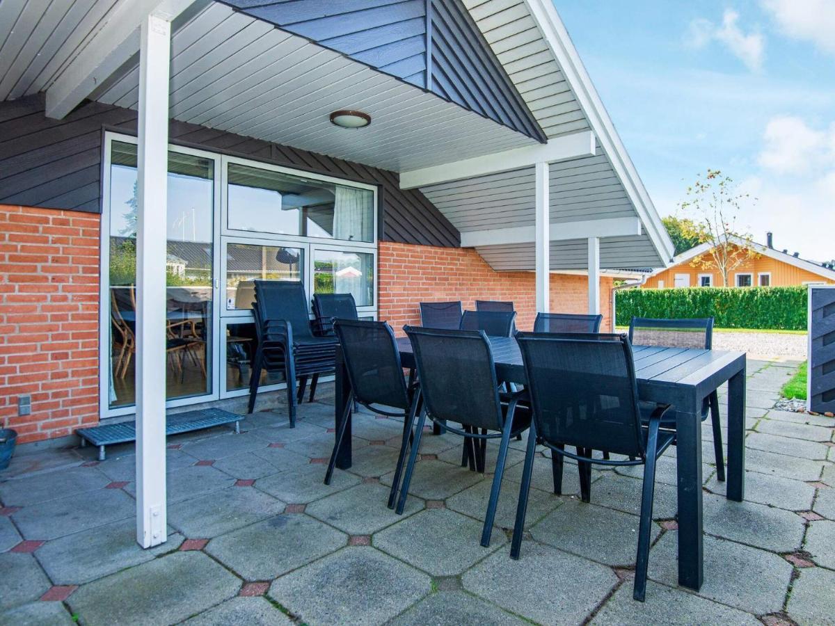 10 Person Holiday Home In Juelsminde Sonderby  ภายนอก รูปภาพ